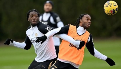 记者：周一之后斯特林将不再是蓝军球员；迪萨西关窗前会离队